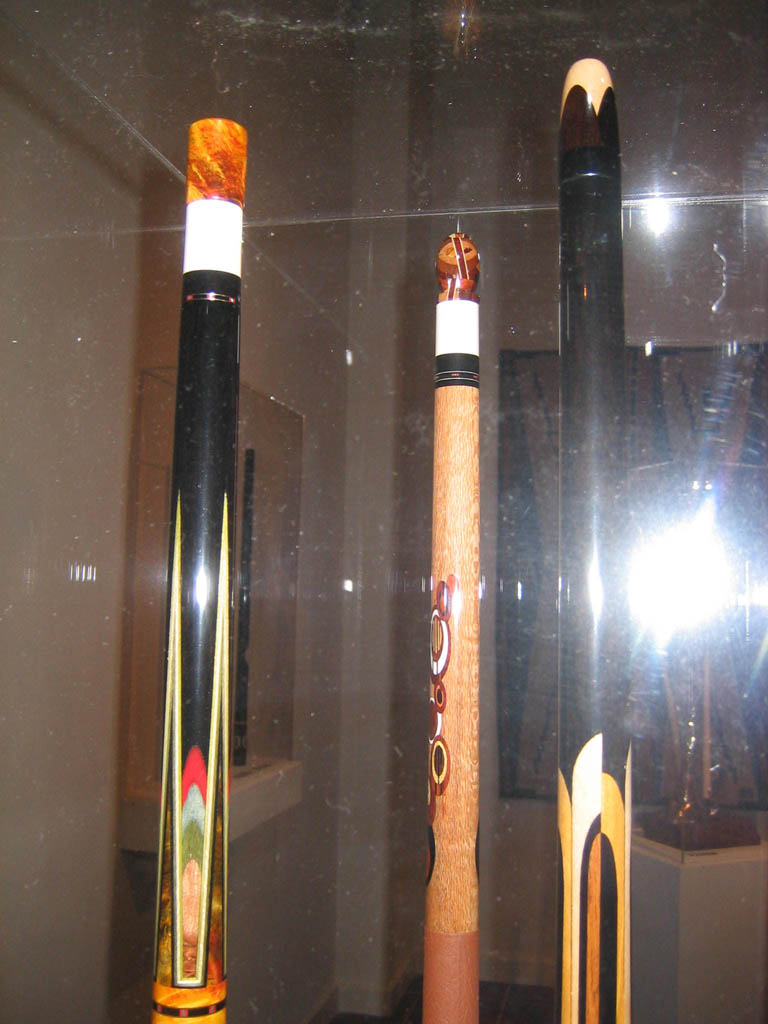 Cue06-Front